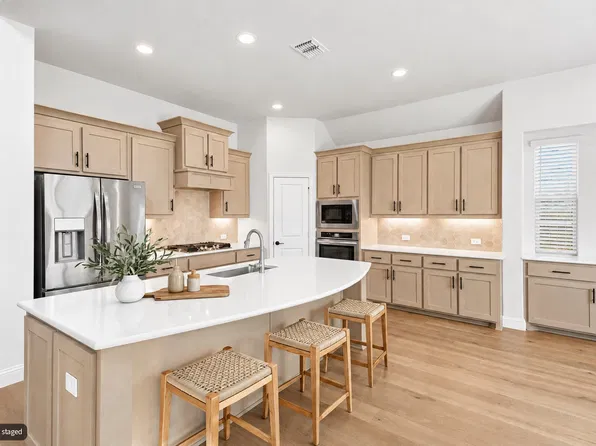 1003 Moss Grove Trl, Justin, TX 76247