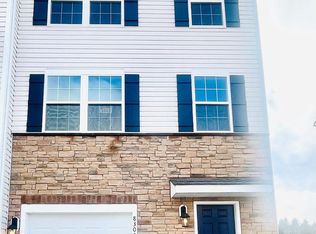 8306 Alexander Ct, Breinigsville, PA 18031