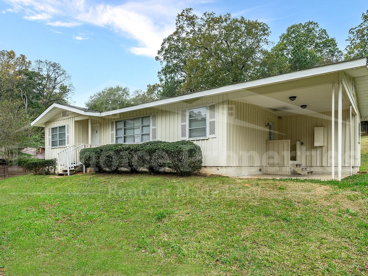 256 Grainger Drive Birmingham, AL 35214 - 1 — Photo 2
