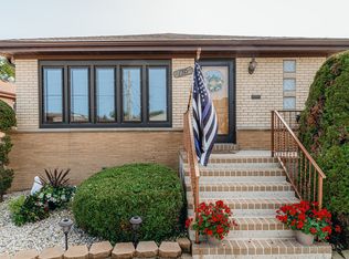 7915 W Seminole St, Chicago, IL