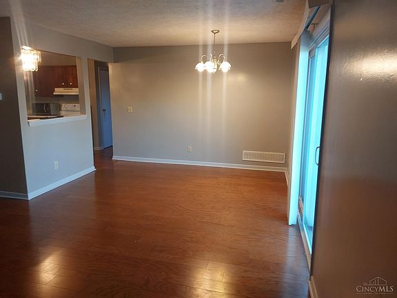 3rd image of 4970 Brown Ct