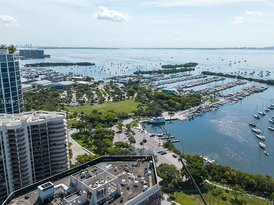 ②29日21時迄 【リピート ひまわり】ドテラ St Cp Tt Gm 2951 S Bayshore Dr #917, Miami, FL 33133 | Zillow