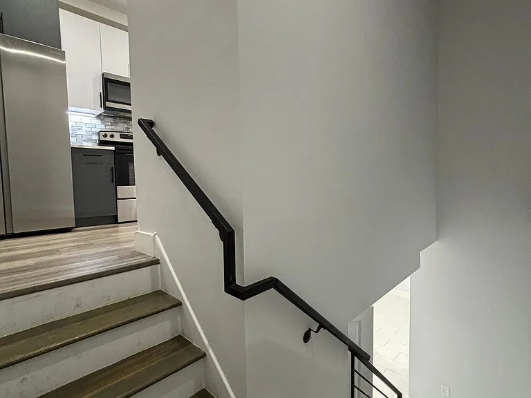 1027 W Dauphin St #3 — Photo 10