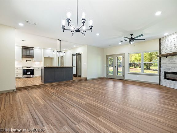 5th image of 4215 Lamb Rd
