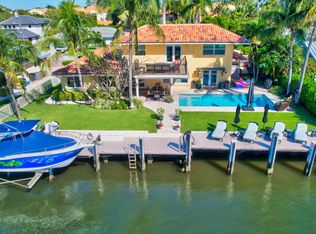 165 Lucina Dr, Hypoluxo, FL 33462