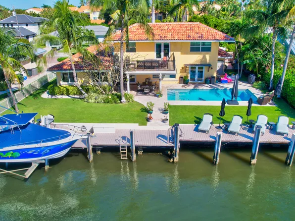 165 Lucina Drive, Hypoluxo, FL 33462