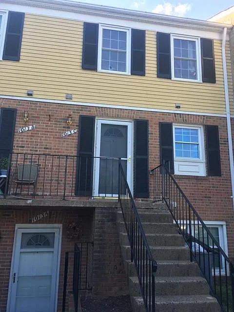 2 bed, 1.5 bath, 1162 sqft, $2,175 — Photo 1