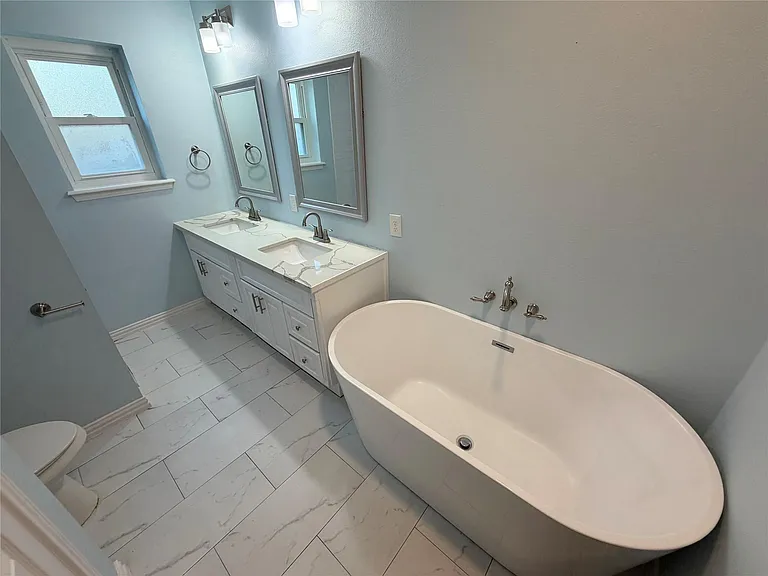 511 Rosewood Dr — Photo 14