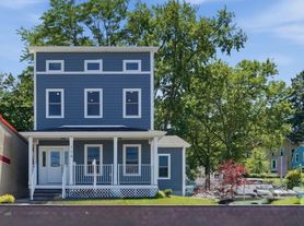 116 Valley St