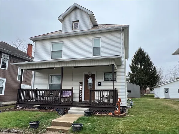 821 Foster Ave, Cambridge, OH 43725