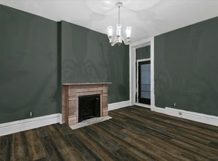 227 S Racine Ave #1, Chicago, IL 60607