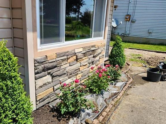 5th image of 308 Jones Rd