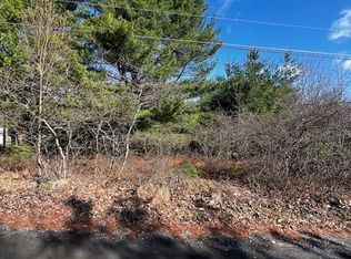 255 Alpha Dr, Stroudsburg, PA 18360