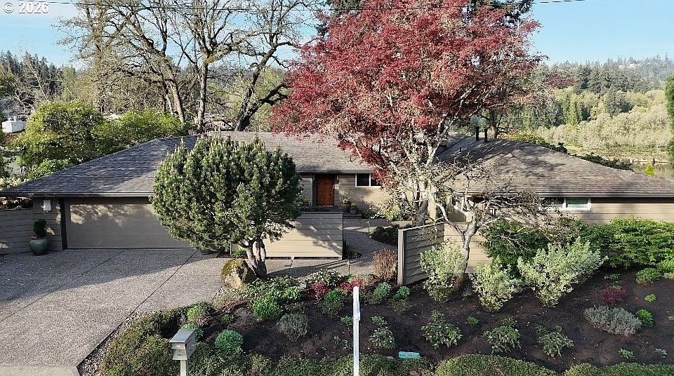 1st image of 2320 SE Mulberry Dr