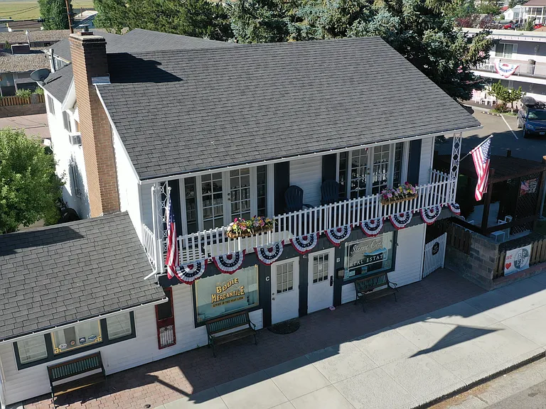 323 Main St #A — Photo 2