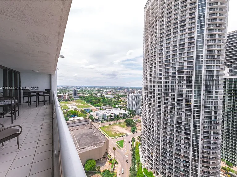 1717 N Bayshore Dr #3750 — Photo 8