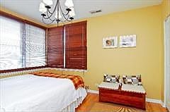 4th image of 389 No Arlington Ave