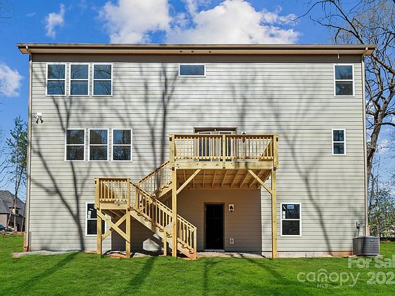 2nd image of 7117 Cobblefield Ln
