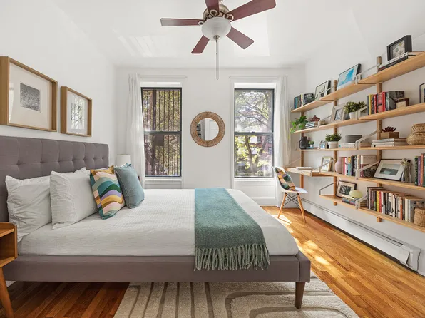 559 Warren Street image 5 of 9