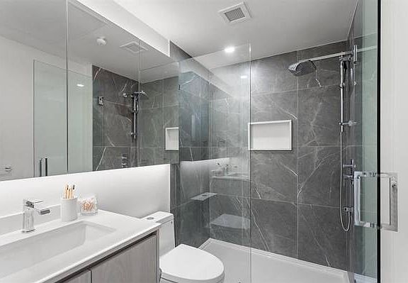 3rd image of 3264 Vanness Ave #1
