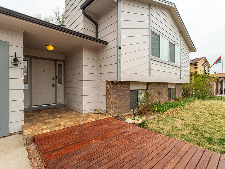 7425 Painted Rock Dr — Photo 51