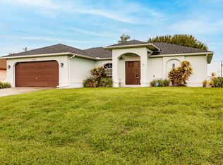 1022 NE 5th Ave, Cape Coral, FL 33909