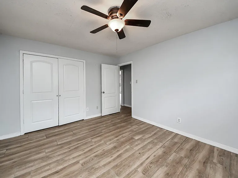 5954 Beaudry Dr — Photo 24