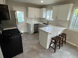 4150 S Herman St, Milwaukee, WI 53207