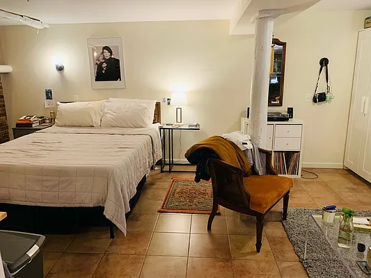 Rented by EXR | media 5