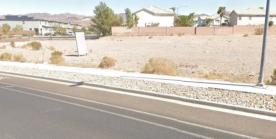 2nd image of Racetrack Rd