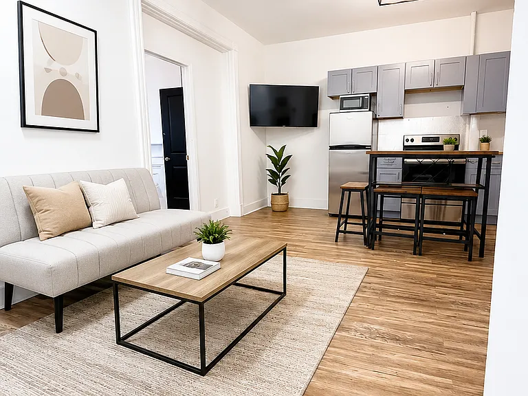 1136 Hancock St #3R — Photo 8