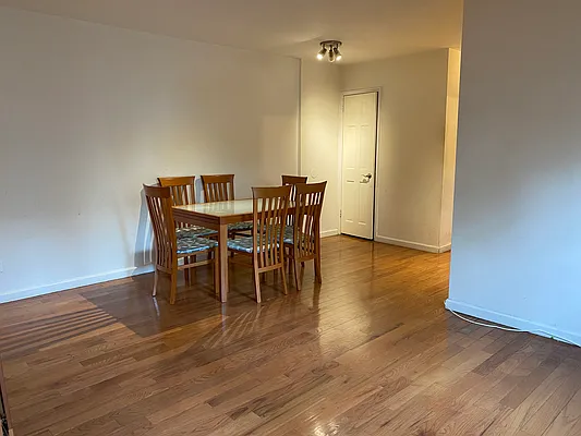 Sold by MJR Real Estate | media 21