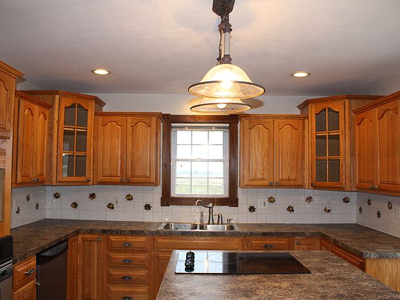 4th image of 4400 County Road 55