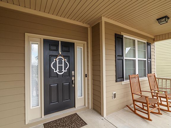 5th image of 4123 Chastain Drive