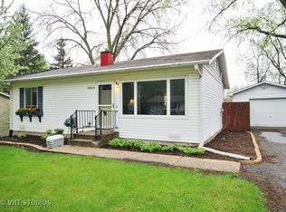 1324 Brandywine Cir, Batavia, IL 60510