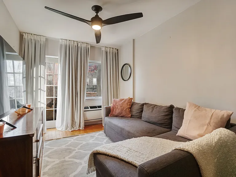 1570 Prospect Pl #3 — Photo 9