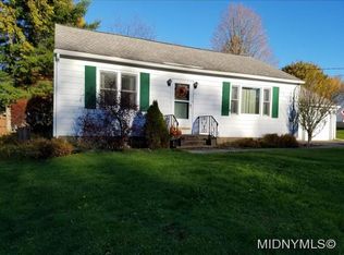 24 Francis Rd, New Hartford, NY 13413