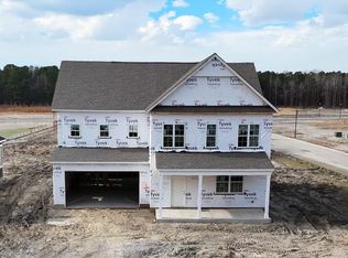 640 Crestfield Dr, Chesapeake, VA 23320