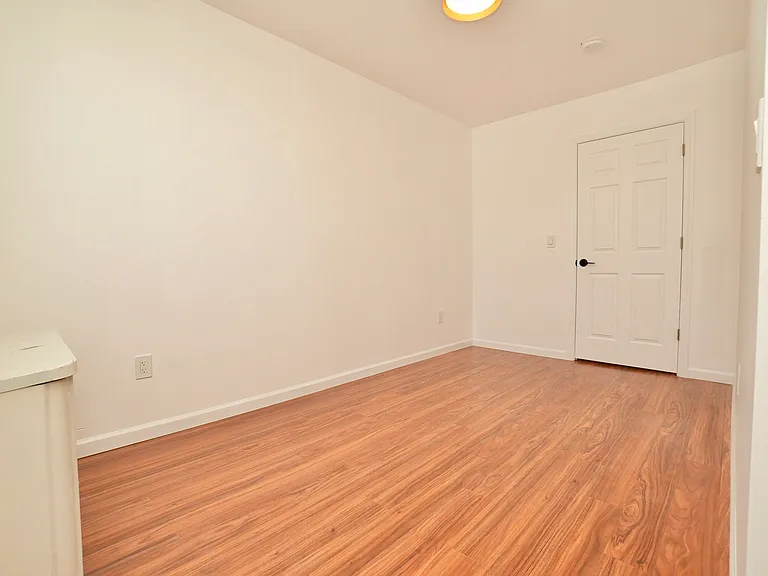 210 Sanford Ave #2 — Photo 12