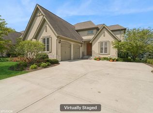 7956 Savoy Club Ct, Burr Ridge, IL 60527