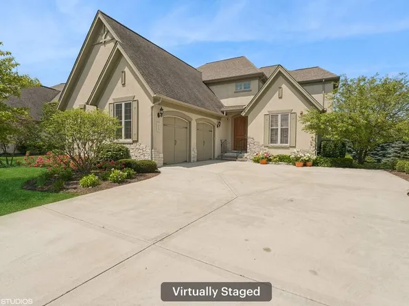 7956 Savoy Club Ct, Burr Ridge, IL 60527