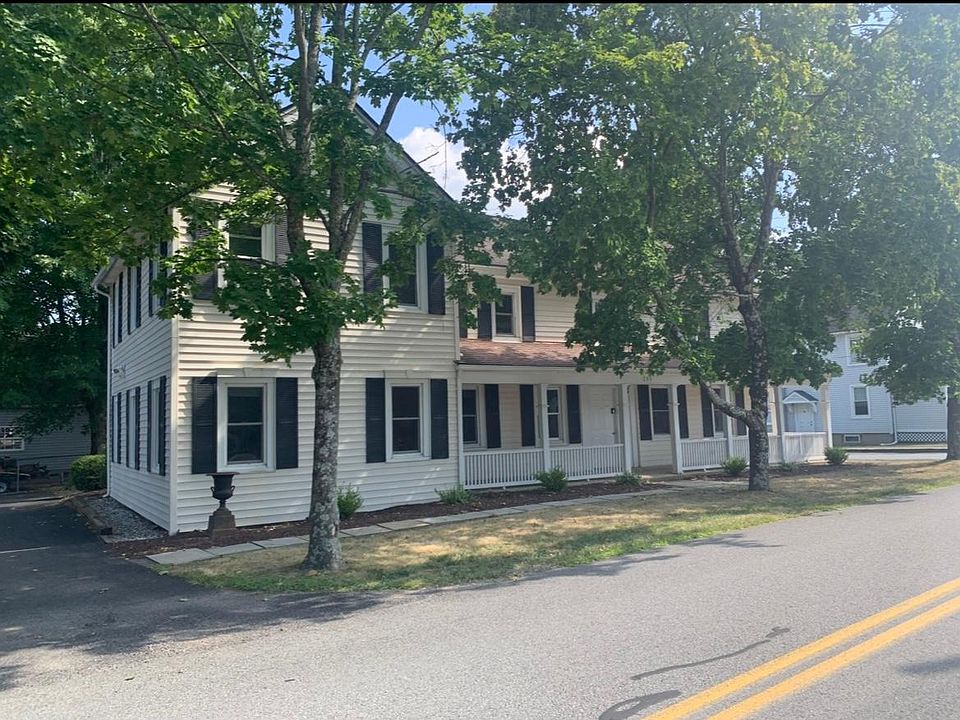 1st image of 280 Maple Ave #4