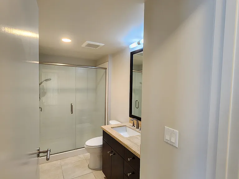 1189 Waimanu St #3306 — Photo 3