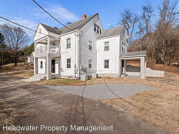 3rd image of 945 S Main St #A