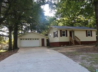313 Oak Ln, Mulga, AL 35118