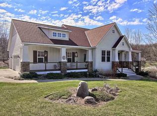 9372 E Summerfield Dr, Traverse City, MI 49684