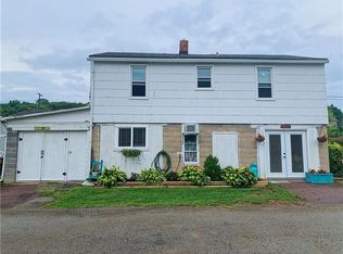 935 South St, Shanksville, PA 15560