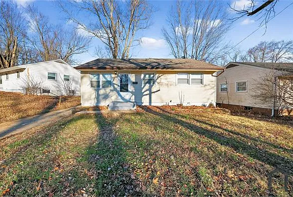 3 bed, 873 sqft, $1,299 — Photo 4