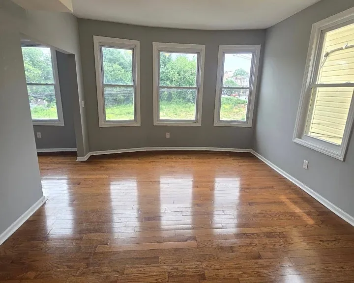 201 S 11th St #2L — Photo 9