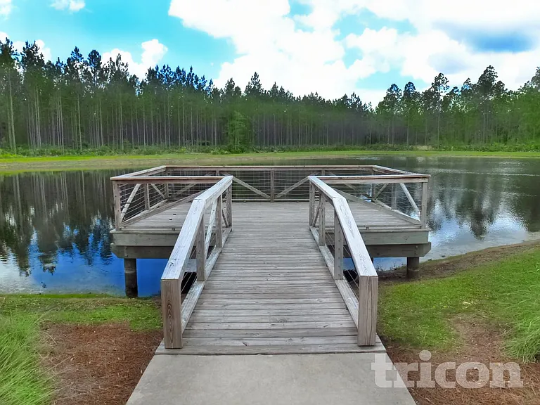 10328 Pavnes Creek Dr — Photo 16